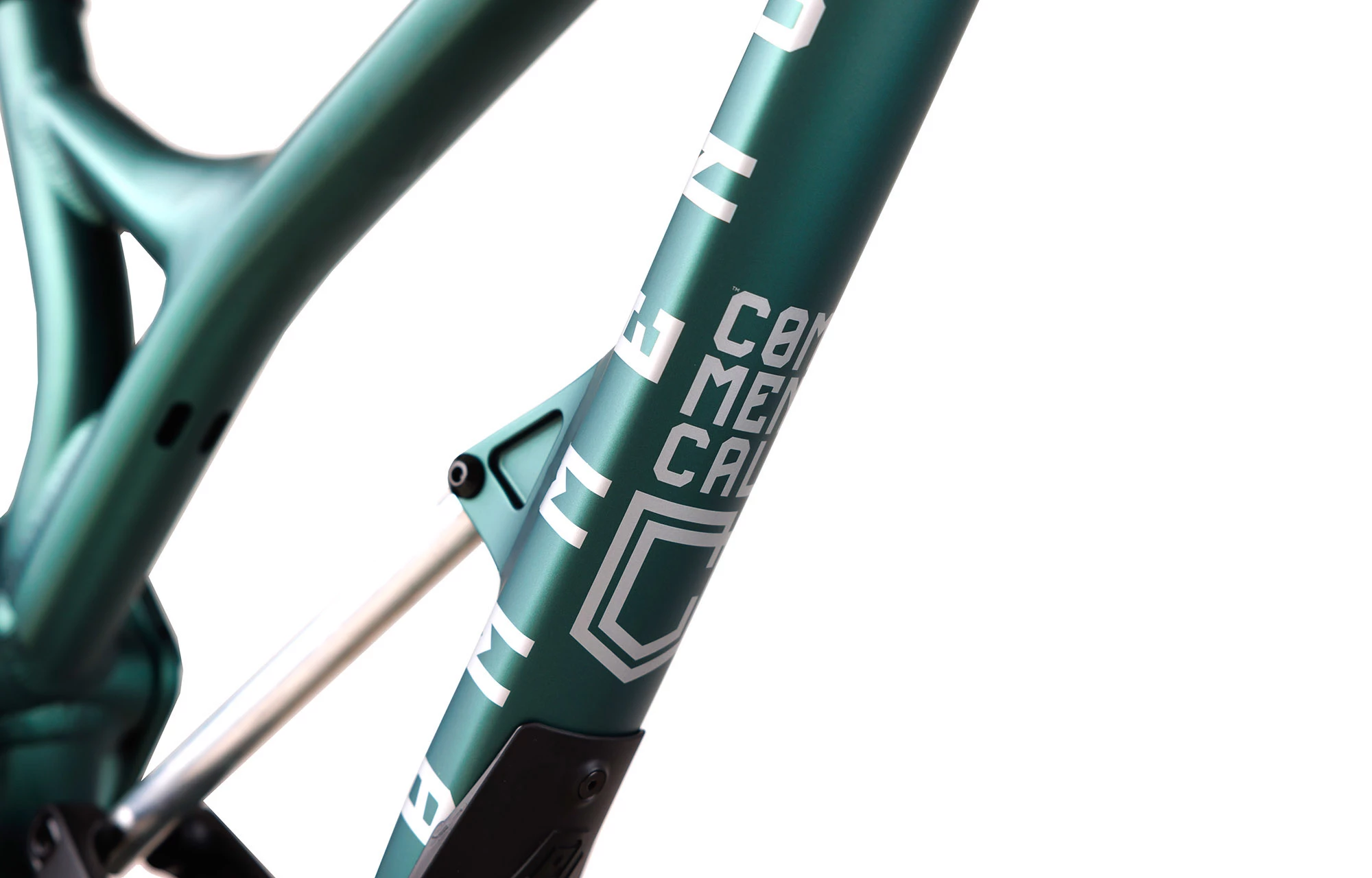 CADRE COMMENCAL SUPREME DH METALLIC GREEN 4 CADRE COMMENCAL SUPREME DH METALLIC GREEN – Image 2