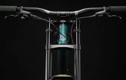 COMMENCAL FRS OHLINS EDITION METALLIC GREEN 18 COMMENCAL FRS OHLINS EDITION METALLIC GREEN -Promos Vélos Boutique 22FUROHGN 07 2000