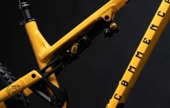 COMMENCAL META TR OHLINS YELLOW -Promos Vélos Boutique 22METATRALC1235C 03 2000