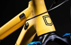 COMMENCAL META TR MELLOW YELLOW -Promos Vélos Boutique 22METATRALC2005C 03 2000