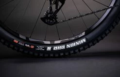 COMMENCAL META TR SEVENTIES GREEN 17 COMMENCAL META TR SEVENTIES GREEN -Promos Vélos Boutique 22METATRALC8340C 07 2000