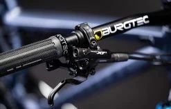 COMMENCAL META TR PEARL BLUE -Promos Vélos Boutique 22METATRALC8481C 03 2000