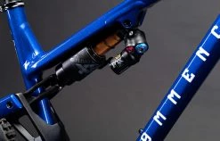 COMMENCAL META TR GLITTERY ROYAL BLUE -Promos Vélos Boutique 22METATRALCBL 04 2000