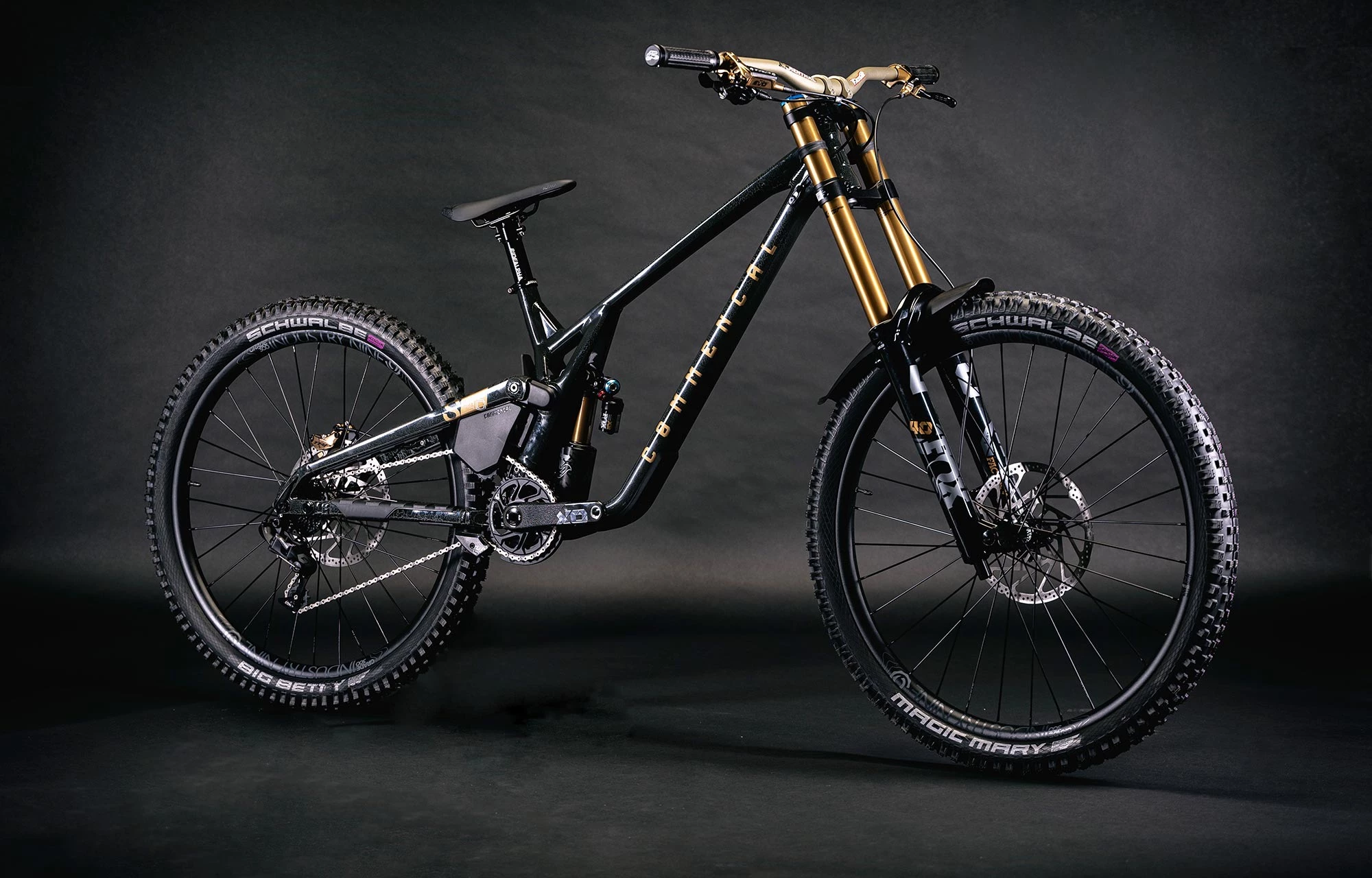 COMMENCAL SUPREME DH V5 WRINKLED GREY 4 COMMENCAL SUPREME DH V5 WRINKLED GREY – Image 2