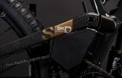 COMMENCAL SUPREME DH V5 WRINKLED GREY 15 COMMENCAL SUPREME DH V5 WRINKLED GREY -Promos Vélos Boutique 22SUPV5ALC1 05 2000