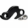 PATTE De DERAILLEUR AXE 10MM POUR TOUS MODELES ROUTE 2000-2006 1 PATTE De DERAILLEUR AXE 10MM POUR TOUS MODELES ROUTE 2000-2006 -Promos Vélos Boutique PTRTEDERAR8000Z 900